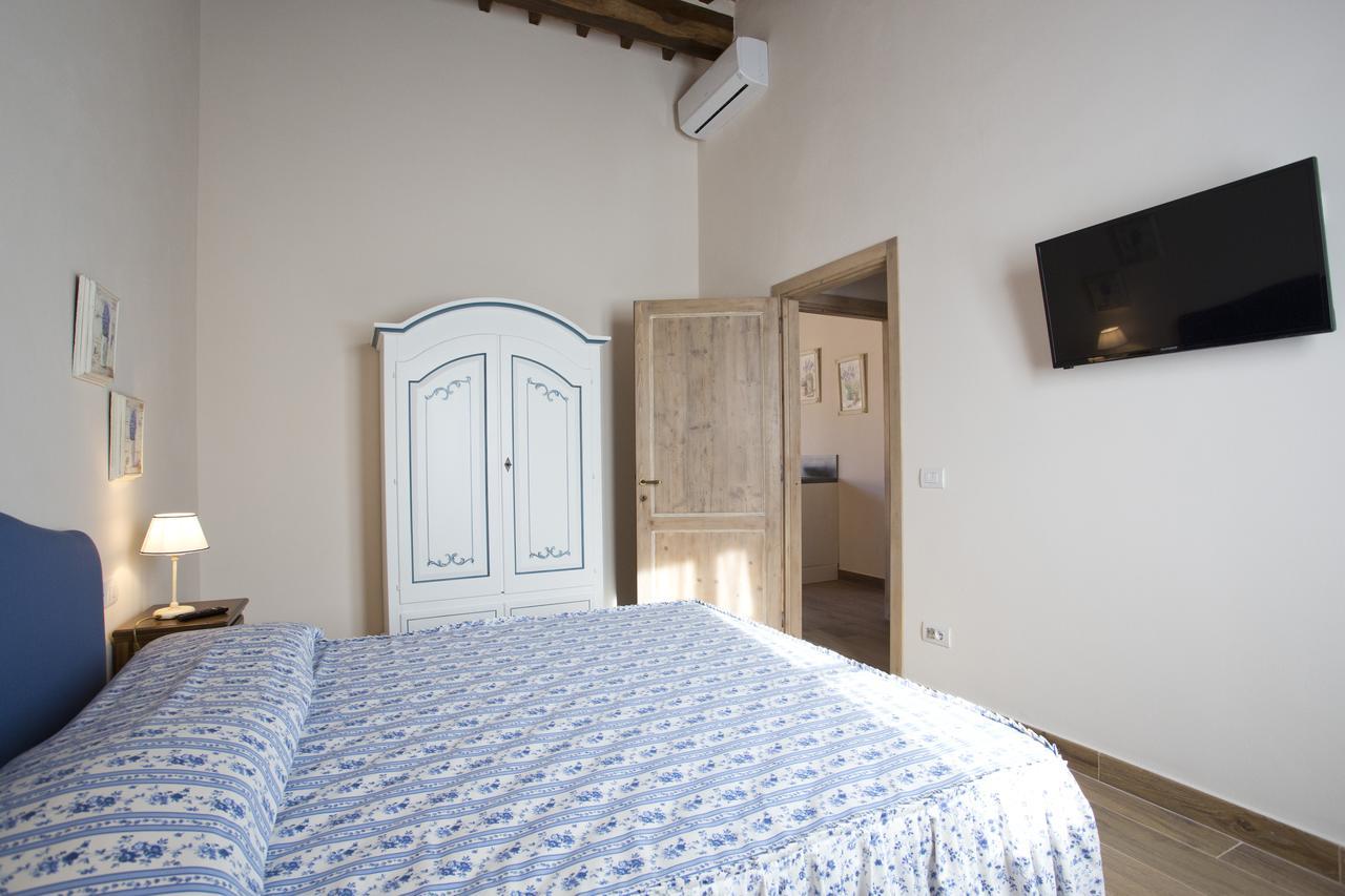 Casale San Galgano Aparthotel คิวส์ดีโน ภายนอก รูปภาพ