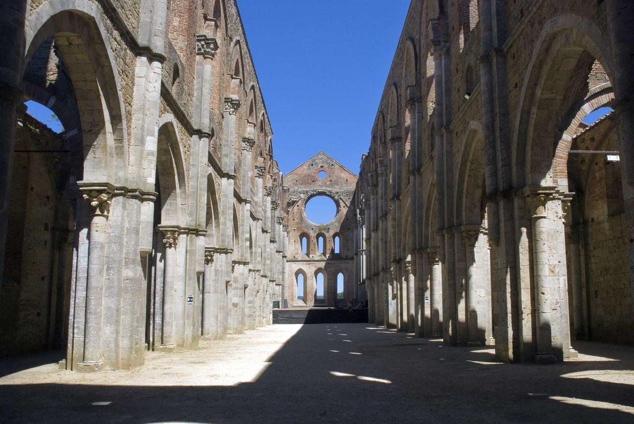 Casale San Galgano Aparthotel คิวส์ดีโน ภายนอก รูปภาพ